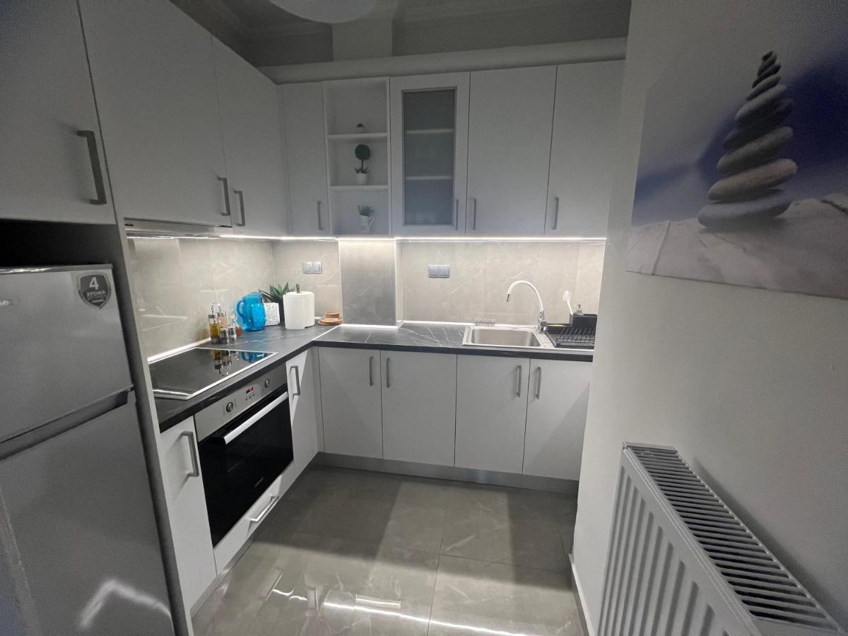 Serres City Center Modern Apartment Экстерьер фото
