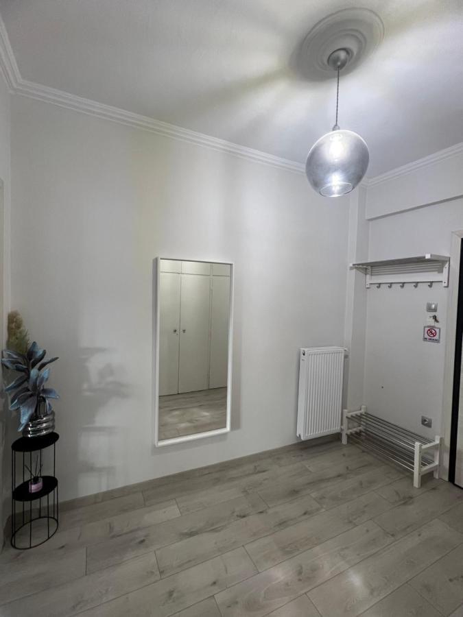 Serres City Center Modern Apartment Экстерьер фото