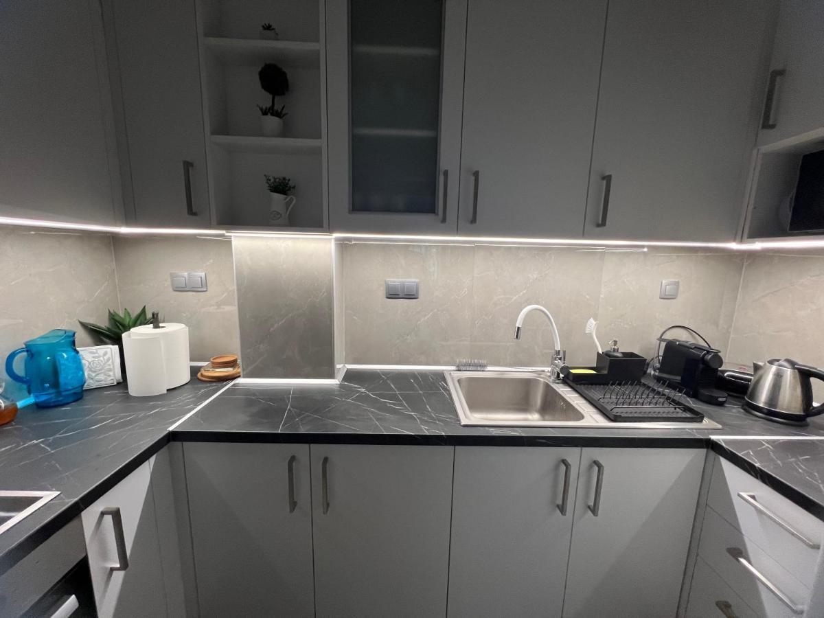 Serres City Center Modern Apartment Экстерьер фото